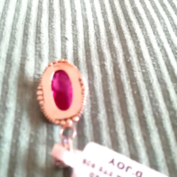 BALI LEGACY RADIANT ORCHID QUARTZ PENDENT - Picture 4 of 9